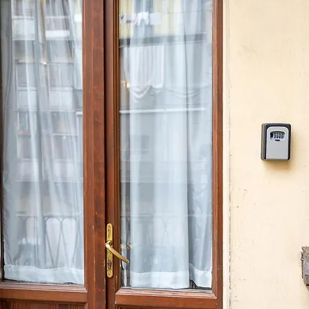 Stop&go In Porta Susa Apartment Turin
